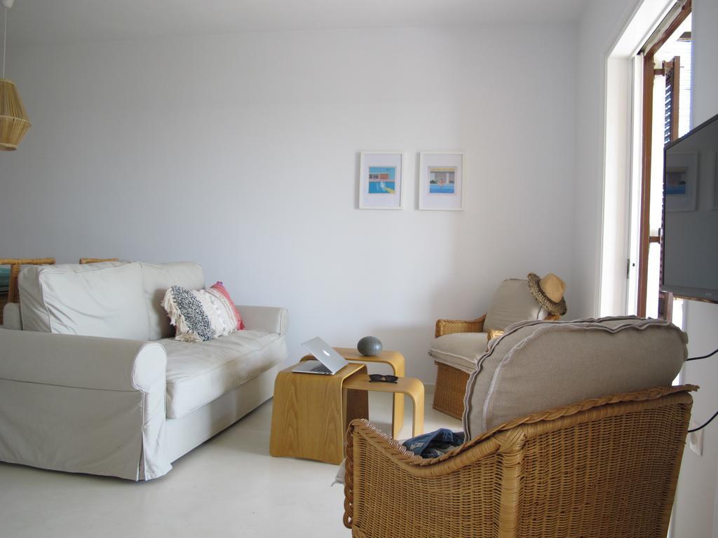Seafront Calista Beach House With Garden Glyfada  Exterior foto